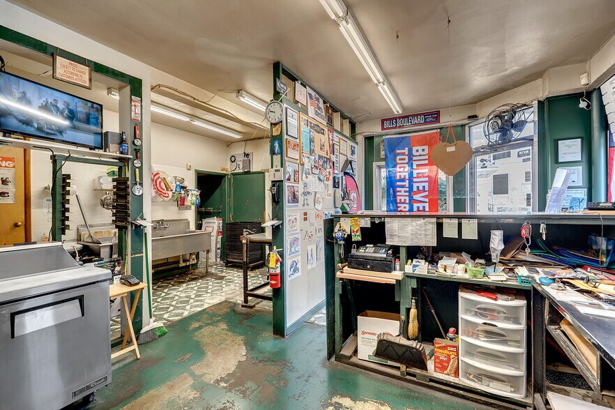 More Photos Of 2123 Clinton St, Buffalo Restaurant For Sale