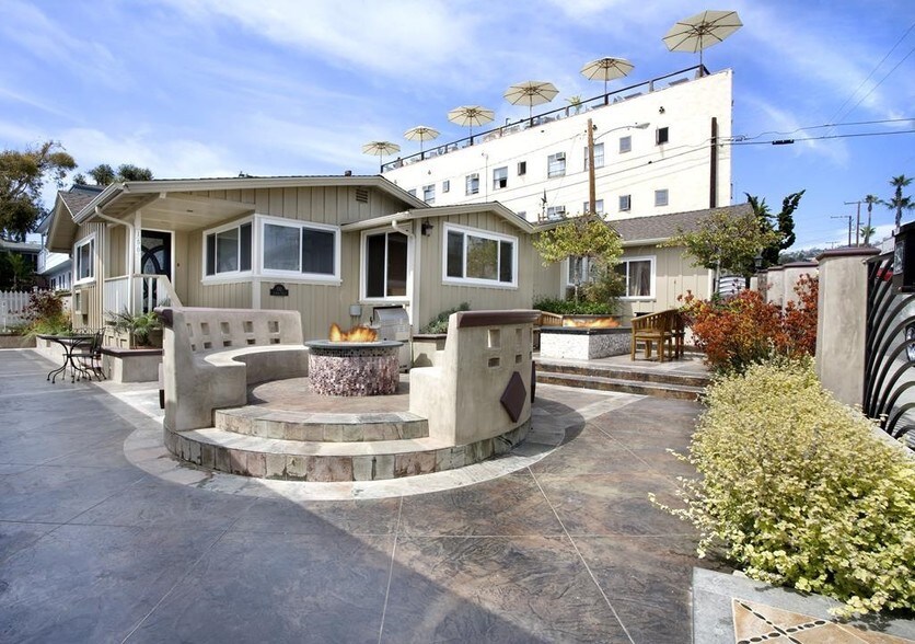 More Photos Of 150 Cress St, Laguna Beach Apartments For Sale