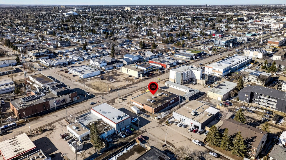 More Photos Of 15802 Stony Plain Rd NW, Edmonton Storefront For Sale