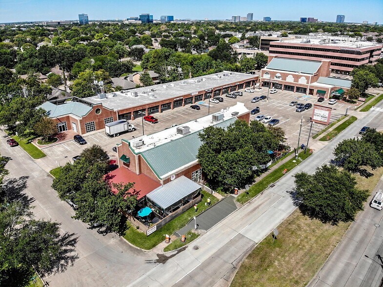 More Photos Of 1570 S Dairy Ashford Rd, Houston Freestanding For Lease