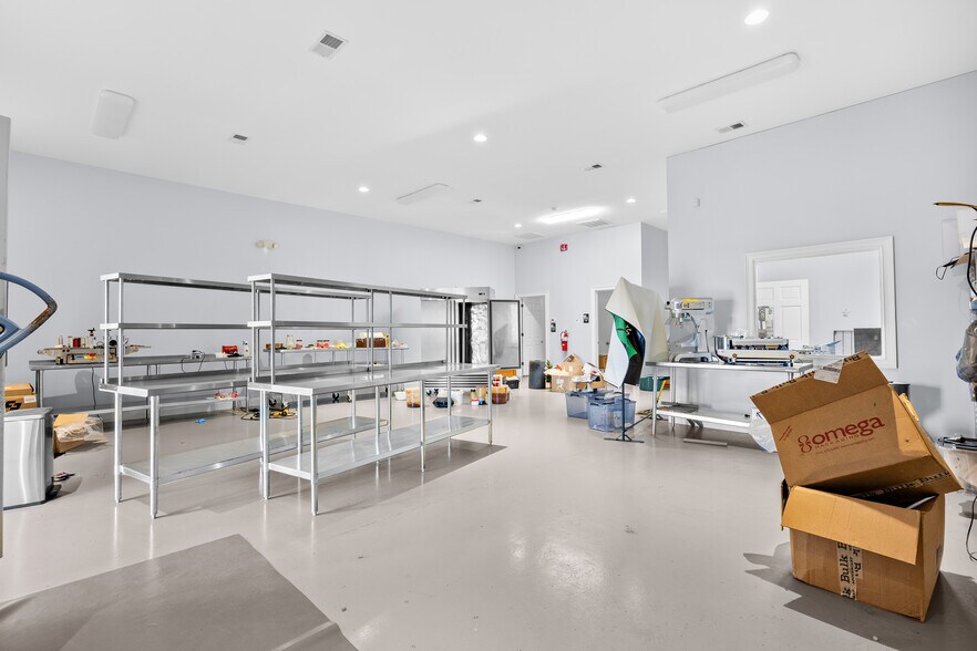 More Photos Of 11871 Plaza Dr, Murrells Inlet Office For Lease