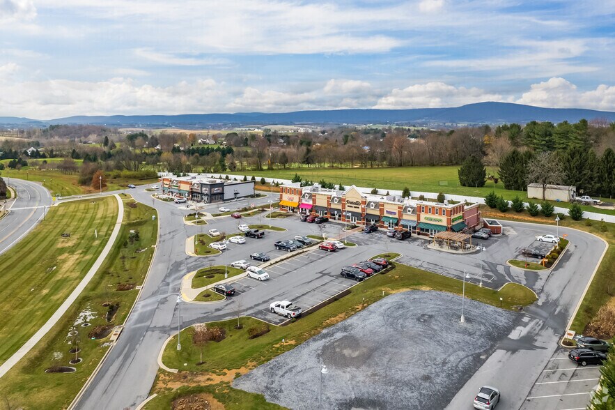 More Photos Of 400 Middletown Pky, Middletown Unknown For Lease