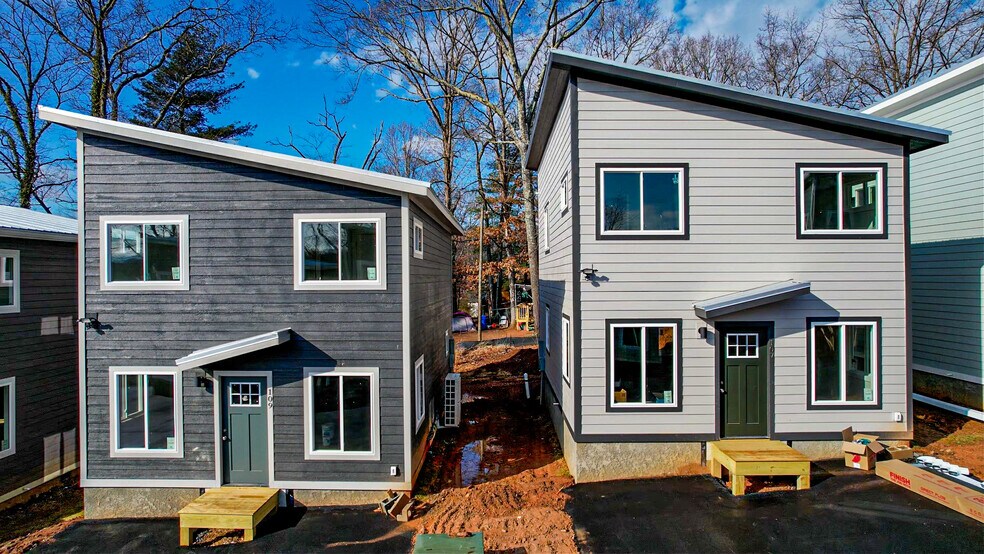 More Photos Of 103 Lager Ln, Asheville Apartments For Sale