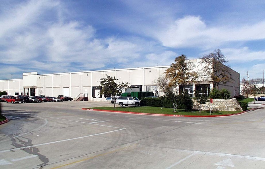More Photos Of 9715 Burnet Rd, Austin Manufacturing For Lease