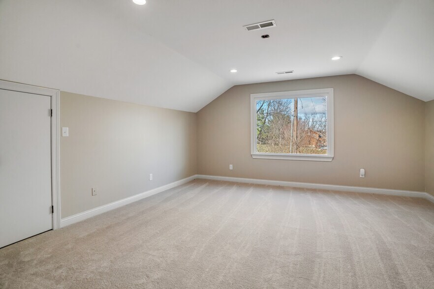 More Photos Of 1101 Brannon Rd, Nicholasville Religious Facility For Sale