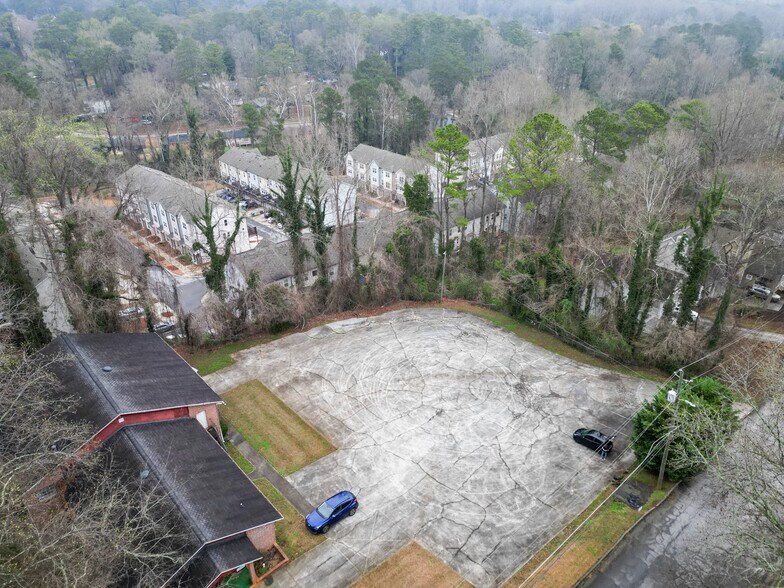 More Photos Of 2766 White Oak Dr, Decatur Religious Facility For Sale