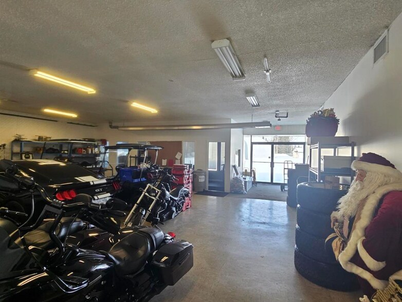 More Photos Of 7405 Hart Hwy, Prince George Industrial For Lease