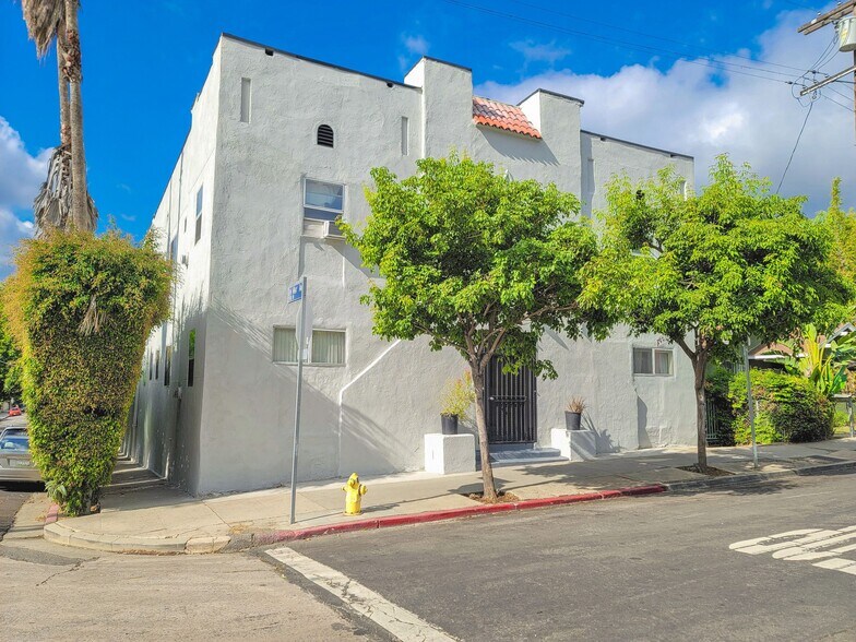 More Photos Of 1001 Hyperion Ave, Los Angeles Apartments For Sale