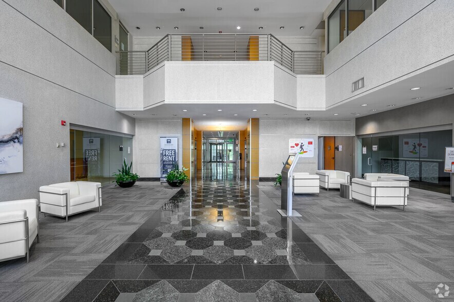 More Photos Of 8111 Lyndon B Johnson Fwy, Dallas Office For Lease