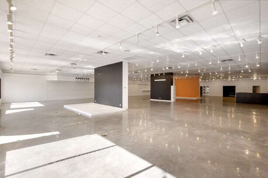 More Photos Of 12170 Emerald Coast Pky, Miramar Beach General Retail For Sale