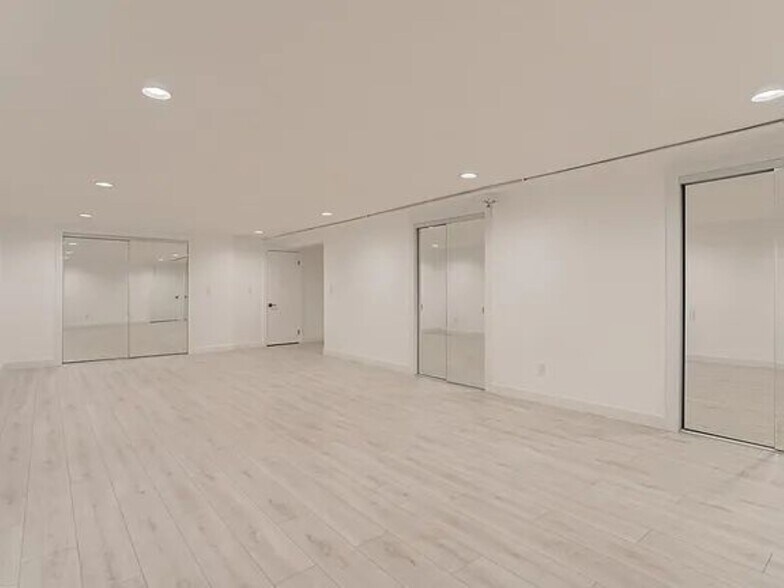 More Photos Of 1748-1750 Blake Street, Denver Flex For Sale