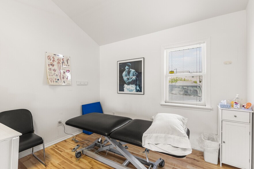 More Photos Of 2417 Bridge Ave, Point Pleasant Office For Sale