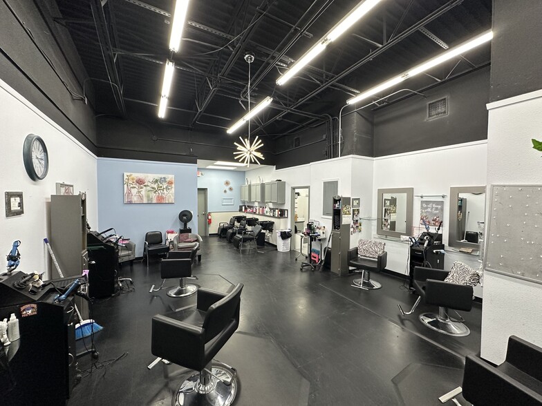 More Photos Of 3201 W 7th Ave, Corsicana Storefront Retail Office For Sale