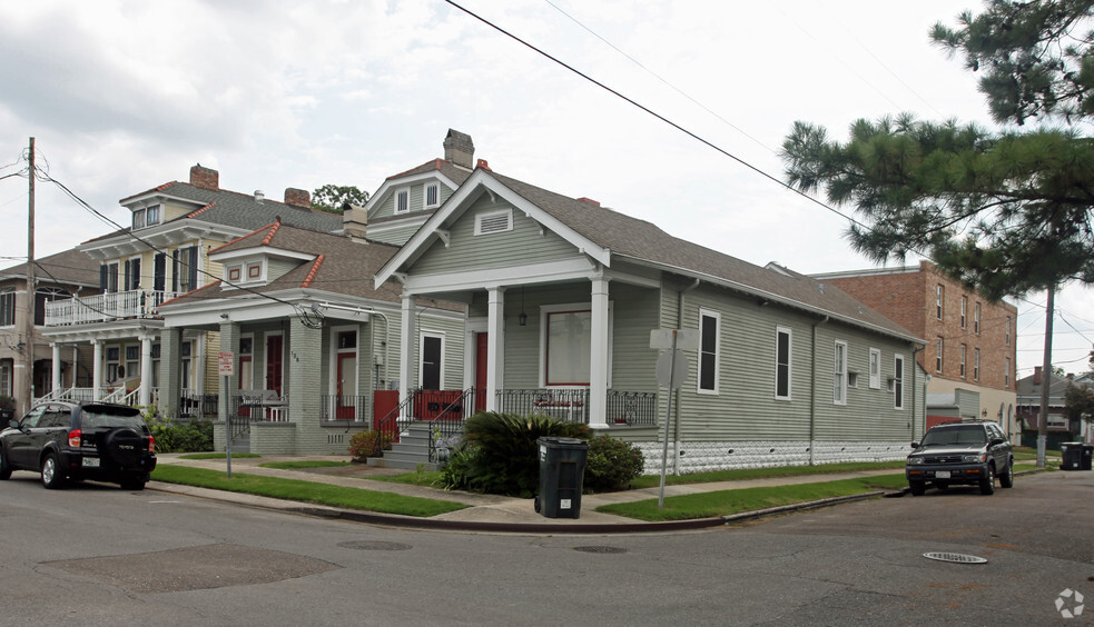 Primary Photo Of 136-138 S Olympia St, New Orleans Apartments For Sale