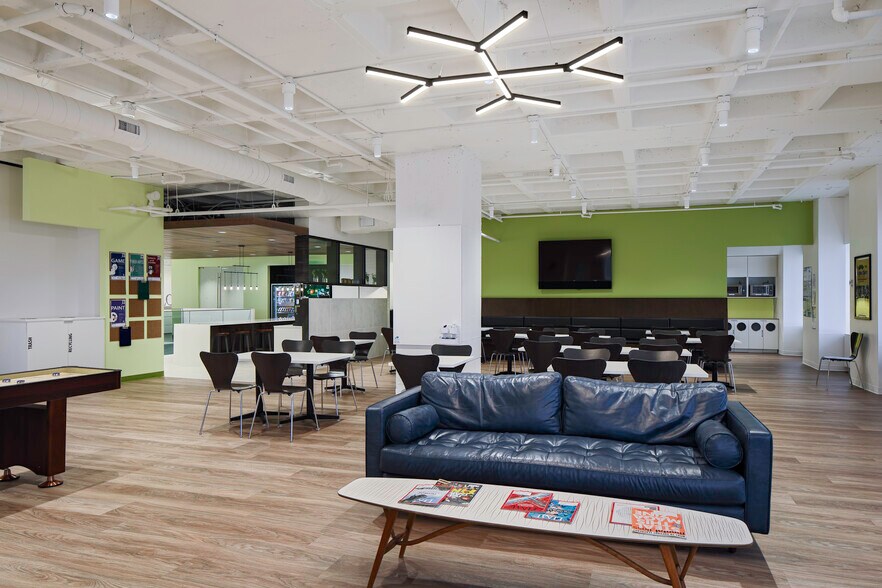 More Photos Of 1500 Market St, Philadelphia Office For Lease
