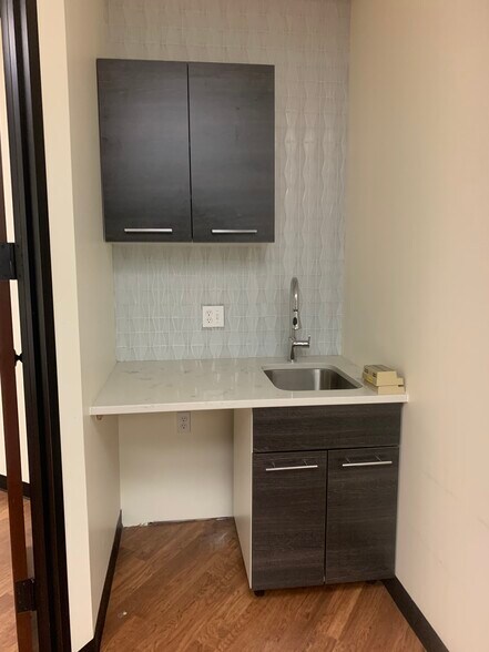 More Photos Of 9300 Jollyville Rd, Austin Office For Lease