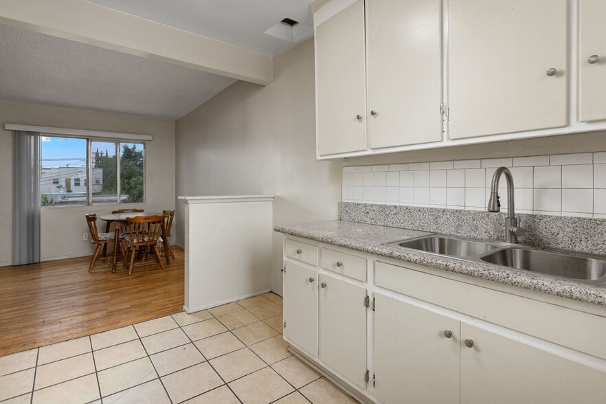 More Photos Of 2321 3rd Ave, Los Angeles Apartments For Sale