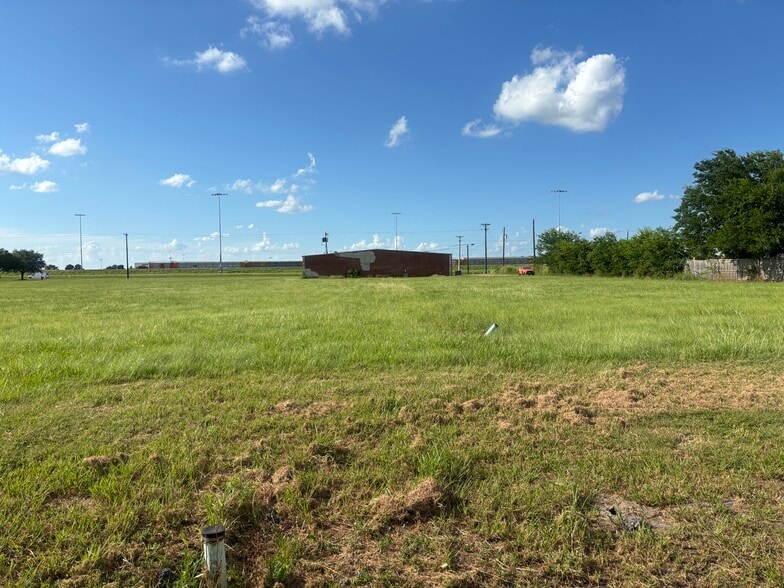 More Photos Of 2650 N Highway 78, Wylie Light Distribution For Sale