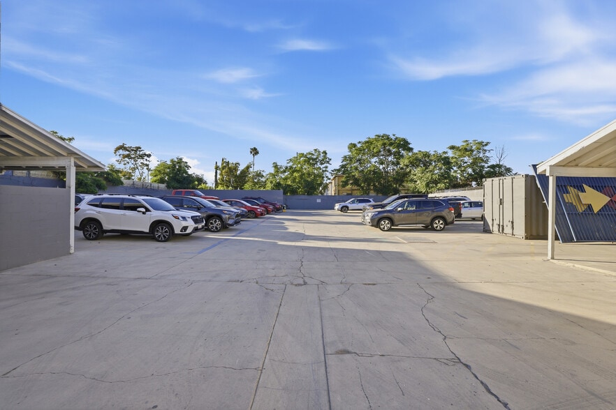 More Photos Of 11027-11031 Sherman Way, Sun Valley Auto Repair For Sale