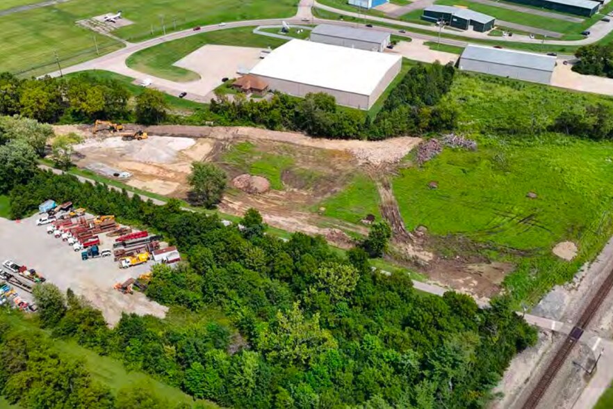 More Photos Of Bobmeyer Rd, Fairfield Industrial For Lease