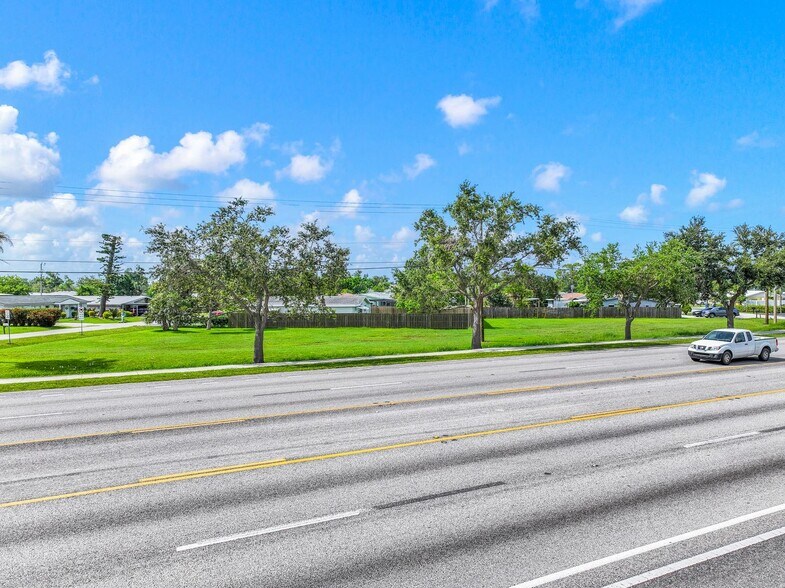 More Photos Of 1407 Lincoln Ave, North Fort Myers Land For Sale