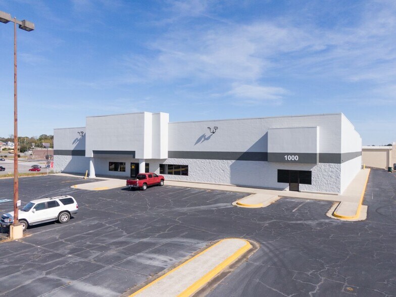 Primary Photo Of 2525 Pio Nono Ave, Macon-Bibb Warehouse For Lease