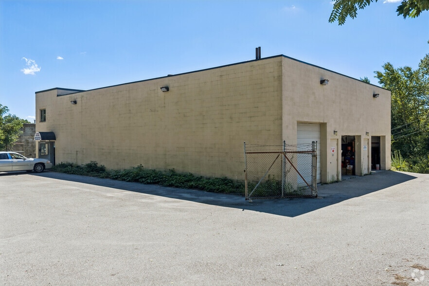 More Photos Of 61 Mathewson Dr, Weymouth Auto Repair For Sale