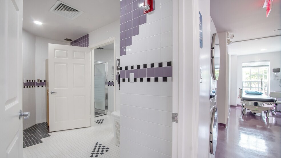 More Photos Of 7777 N University Dr, Tamarac Medical For Sale