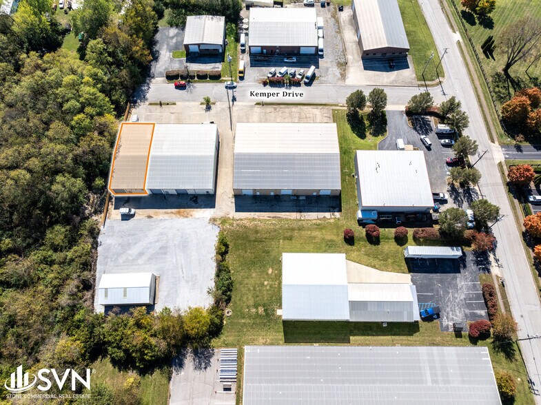 More Photos Of 121 Kemper Dr, Nicholasville Warehouse For Lease