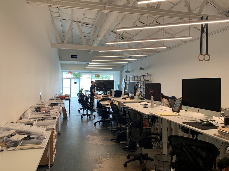 More Photos Of 13110 Hawthorne Blvd, Hawthorne Storefront Retail Office For Lease