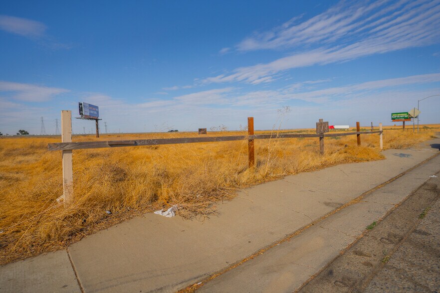 More Photos Of 000 Gonzaga Road, Gustine Land For Lease
