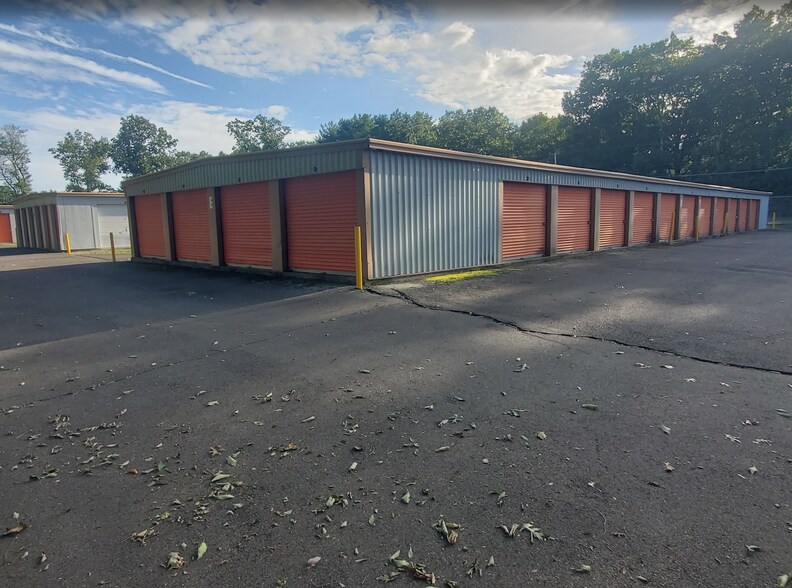 Primary Photo Of 408 Trenton Rd, Browns Mills Self Storage For Sale