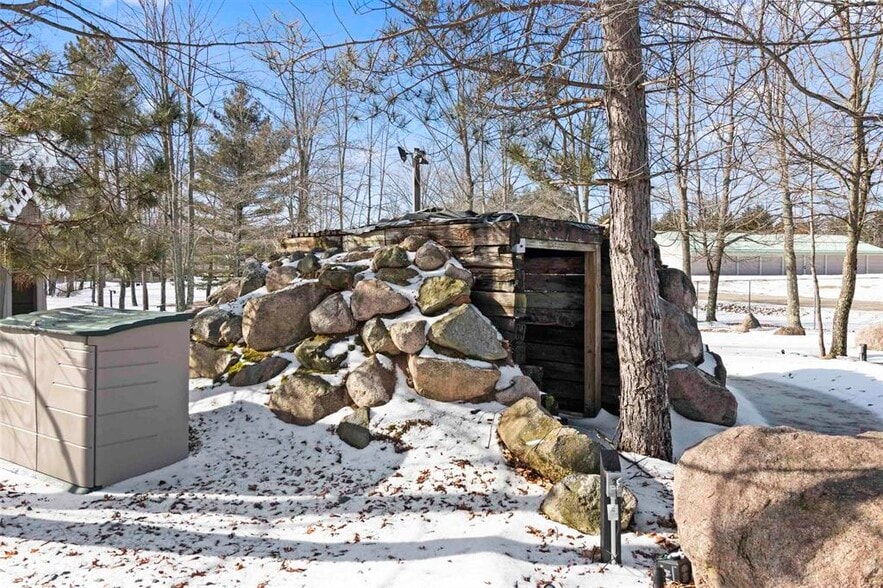 More Photos Of W11375-A W11375-A County Road X Rd, Crivitz Sports And Entertainment For Sale