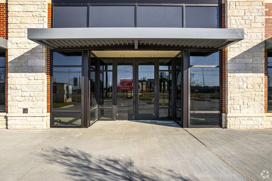 More Photos Of 8050 Preston Rd, Frisco Unknown For Lease