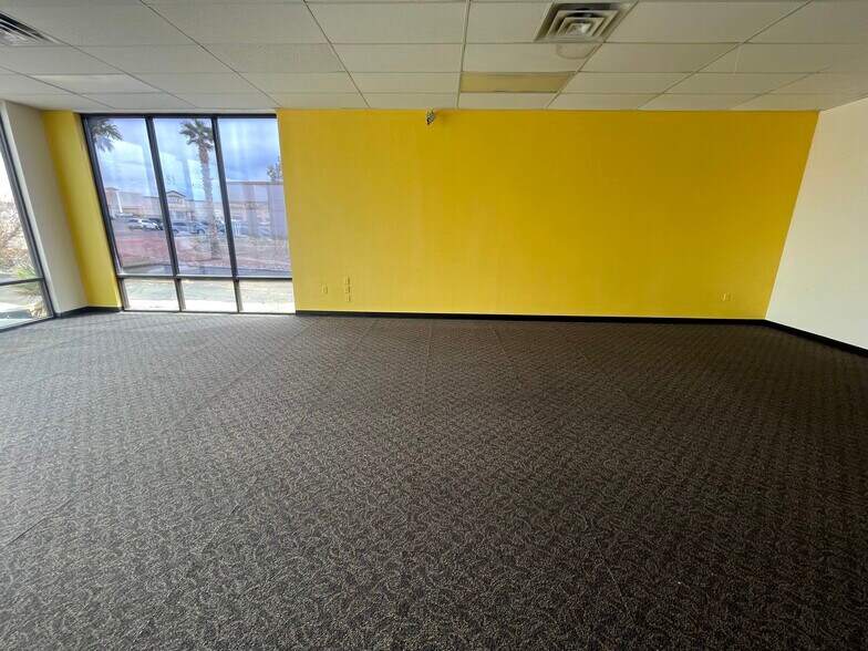More Photos Of 2350 Miracle Mile Rd, Bullhead City Storefront Retail Office For Sale