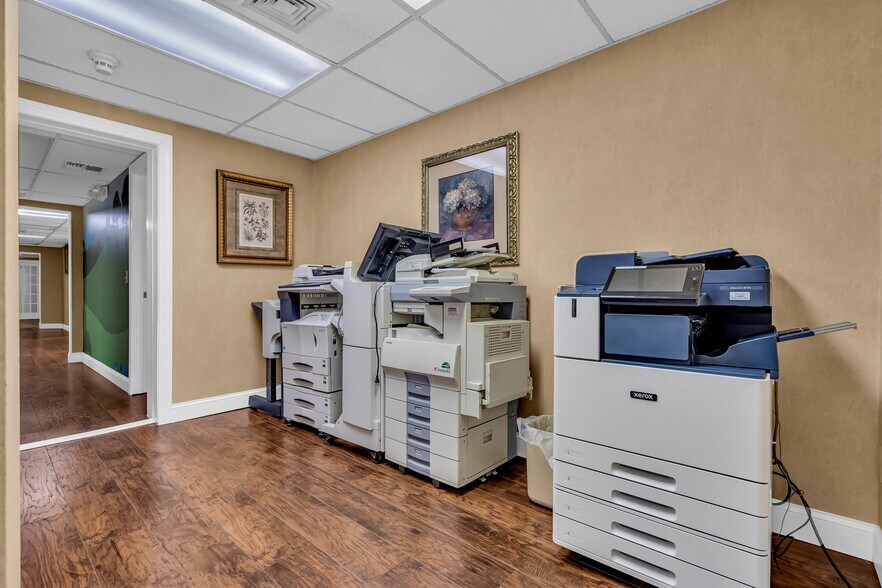 More Photos Of 55 Schoolhouse Rd, Whiting Warehouse For Lease