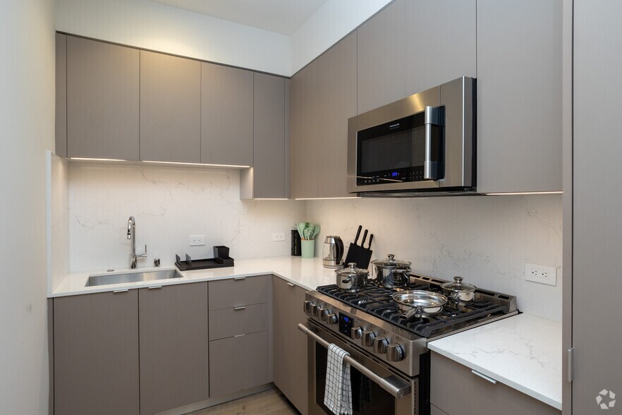 More Photos Of 1775 Beloit Ave, Los Angeles Apartments For Sale