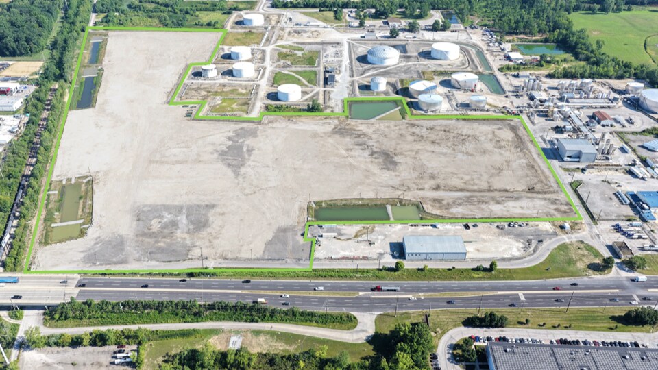 More Photos Of 5000 W 86th St, Indianapolis Warehouse For Lease
