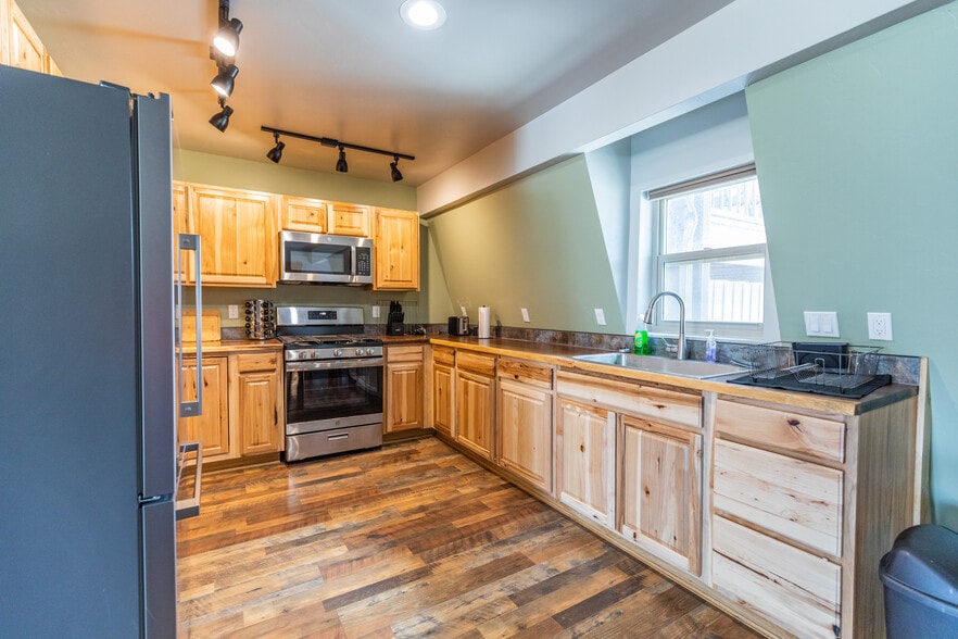 More Photos Of 102 Mexican ave, Cloudcroft Apartments For Sale