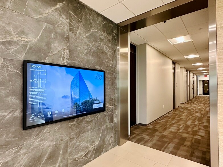 More Photos Of 13430 Northwest Fwy, Houston Office For Lease