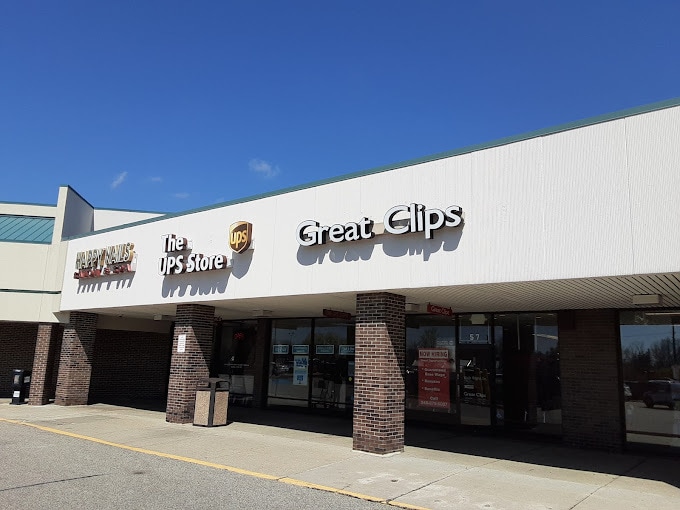 More Photos Of 31-125 E Long Lake Rd, Troy Unknown For Lease