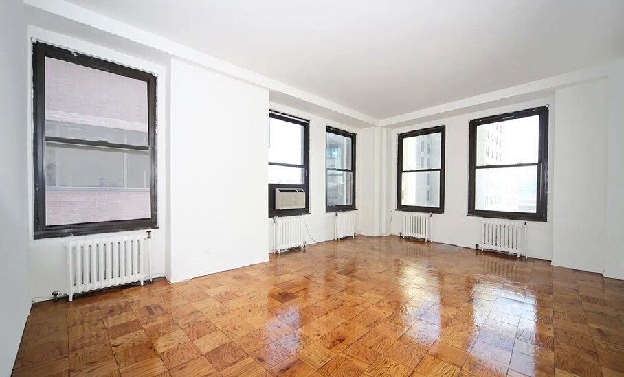 More Photos Of 160 Front St, New York Apartments For Sale