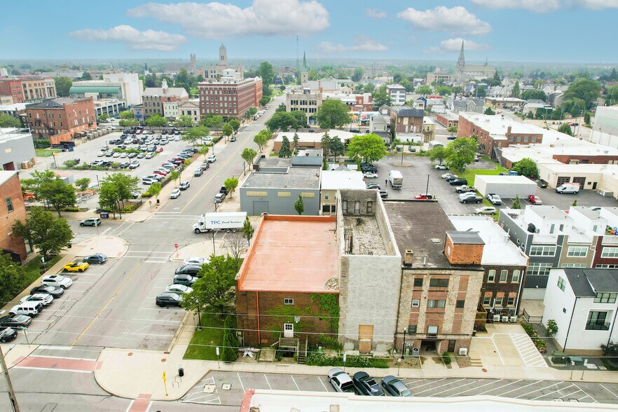 More Photos Of 301 W Water St, Sandusky Restaurant For Sale