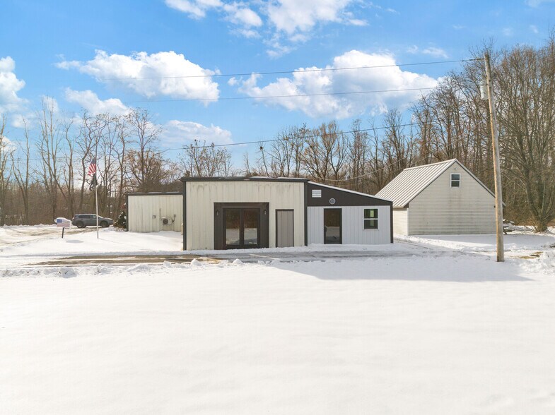 More Photos Of 120 Drummond Ave, Waterville Freestanding For Sale