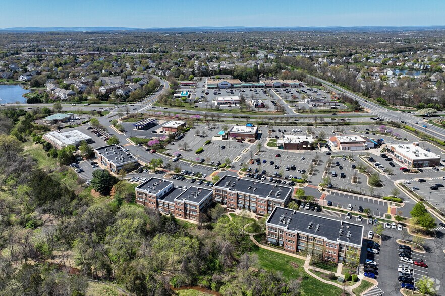 More Photos Of 44081 Pipeline Plz, Ashburn Coworking Space