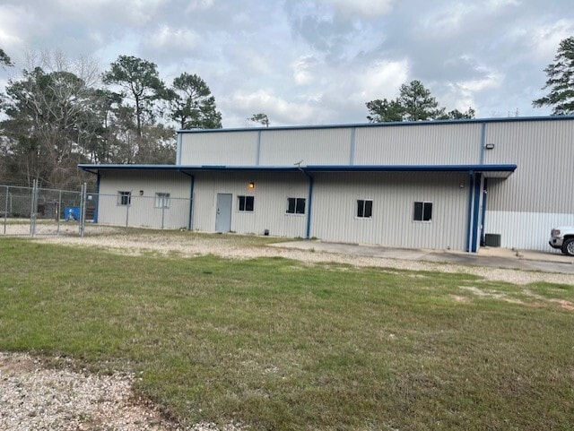 More Photos Of 9730 Shepard Hill Rd, Willis Warehouse For Sale