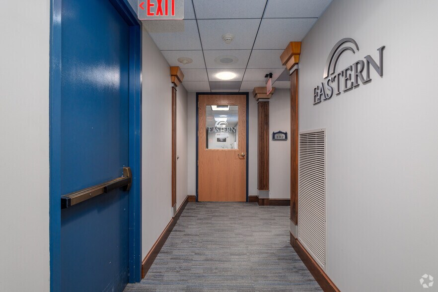 More Photos Of 111 Grant Ave, Endicott Office For Sale