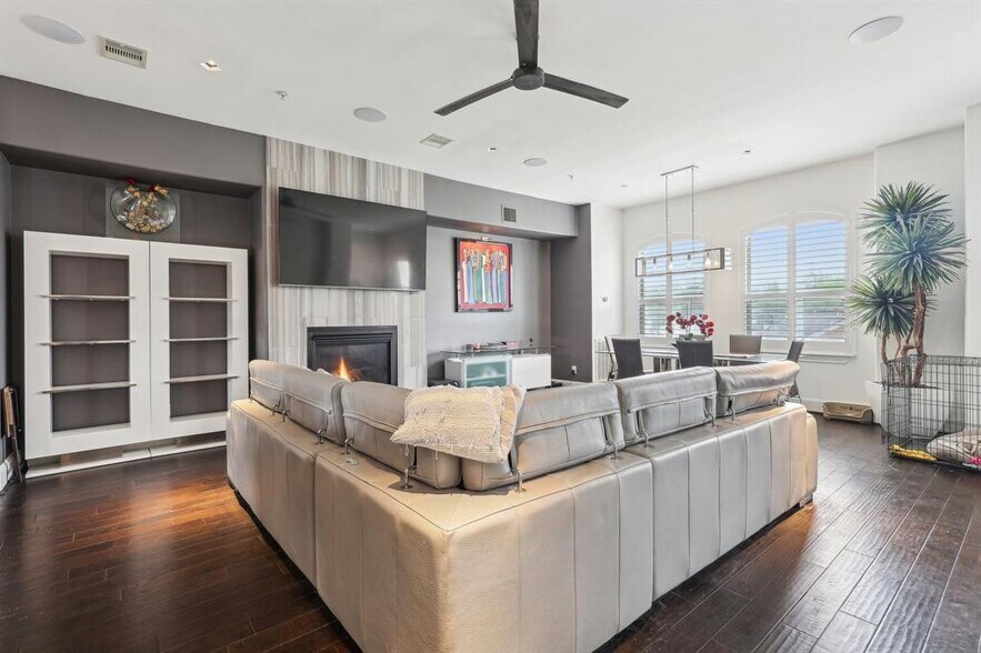 More Photos Of 3912 Ennis St, Houston Specialty For Sale