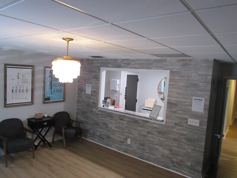 More Photos Of 595 W Granada Blvd, Ormond Beach Medical For Sale