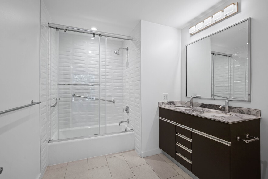 More Photos Of 522 S Boston Ave, Tulsa Apartments For Lease